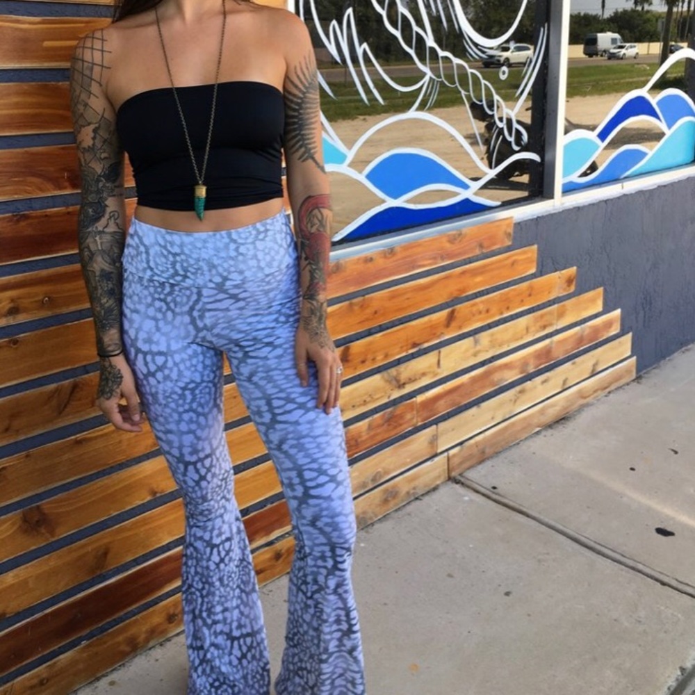 Whiskini bikini snow leopard bell bottoms. Medium